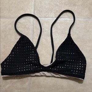 Acacia Swimwear Na Pali Top in Black size S